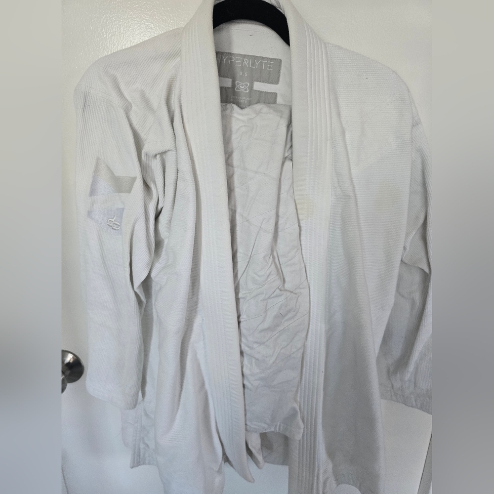 Hyperfly Jiu Jitsu Gi